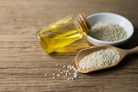 تصویر 3 از روغن کنجد اصل در حجم‌ های متنوع